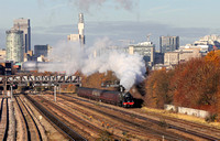 46115 heads past Small Heath on 25.11.23 with the 'Capital Christmas Express' to London Paddington.