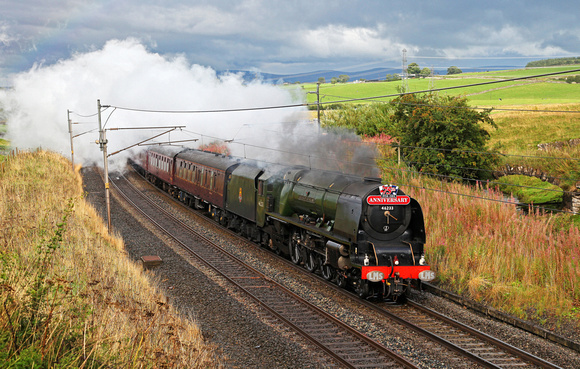46233 passes ShapBeck Gate on 7.9.13 with the returning  75th Anniversary Special from Perth.