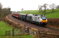 68014 passes Starricks Farm with Pathfinders 'The Yuletide Yorkshire Explorer' from Newport to Leeds