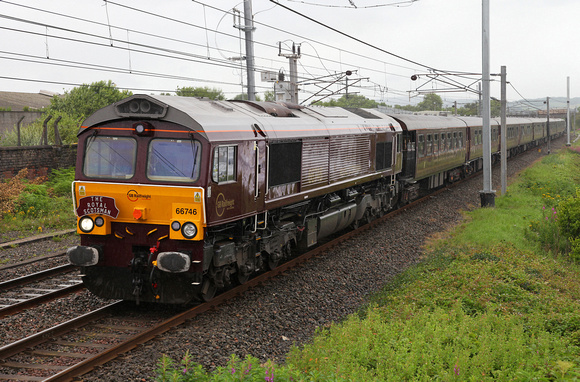 66746 slows for the Carnforth loop with the Royal Scotsman around Britain tour heading for Chester.