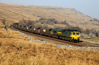 66515 passes Ais Gill on 5.3.13 with a late running Killoch to Drax service.