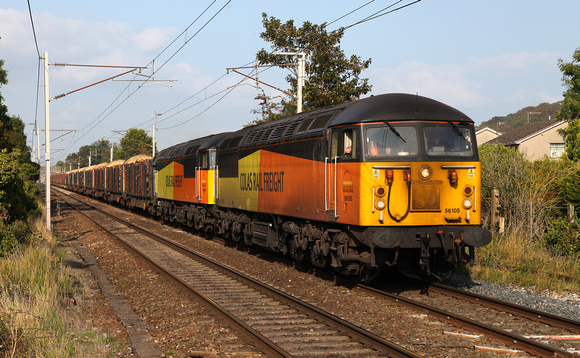 56105 & 56096 pass Bolton Le Sands on 17.9.14 with the Chirk logs.