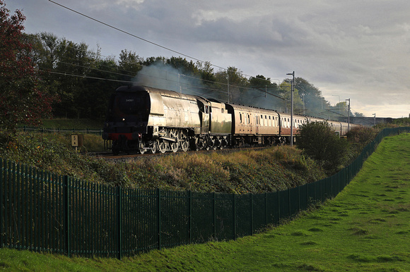 34067 arrives back into Carnforth on 20.10.21 with its loaded test run around the Hellifield cicuit.