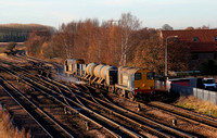 20302 & 20305 pass Hatfield & Stainforth on 23.11.12 with 3S13 Wakefield to Grimsby RHTT.