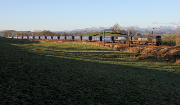 66421 & 66423 pass Meal Bank on 1.12.12 with 4S43 Tesco Express.