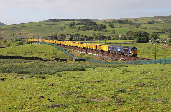 After a stop at Oxenholme, 66430 heads up Shap on 25.5.23