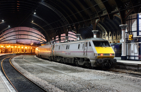 91103 at York on 17.12.11.