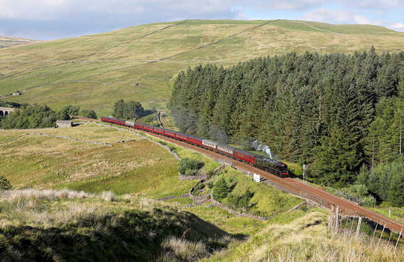 35018 'British India Lines' passes Dent Head on 10.8.23 with the returning 'Dalesman' tour to York.