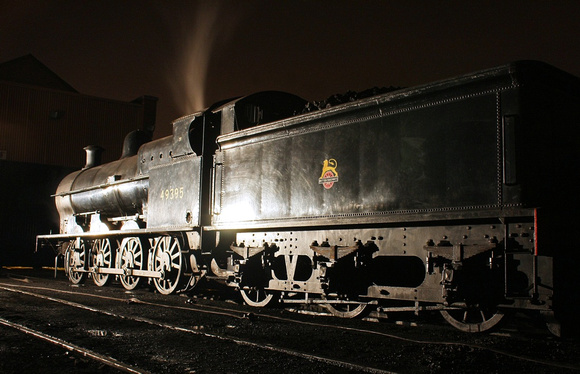 49395 waits at Bury shed on 22.10.11 during the night shoot