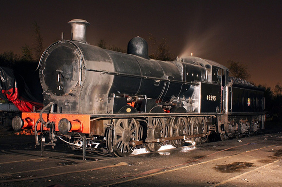 49395 waits at Bury shed on 22.10.11 during the night shoot.