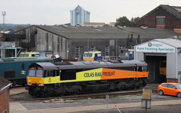 66847 waits to be released from Eastleigh on 17.8.11