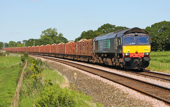 On hire to Colas 66425 passes Gregson lane on 3.6.11 with 6J37.