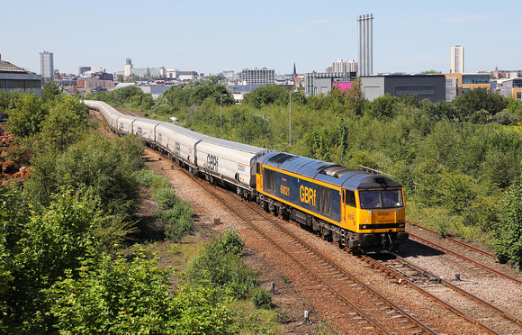 60021 passes Park Lane Jc at Gateshead with the13.32 Lynemouth to Tyne Dock empty Biomass on 25.6.20.