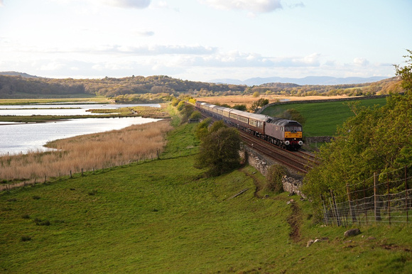 47804 passes Ings Point on 28.4.12 with a Statesman trip. Missed the sun by a minute !!!