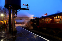 80080 pauses at Ramsbottom on 20.12.12 during the ELR Santa Specials.
