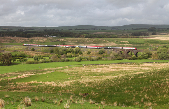 A Pendo heads south at Greenholme on 10.5.14.