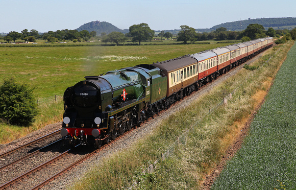 35028 heads The Clan Line Farwell tour past Hargrave on 30.6.15 heading for Chester from London.