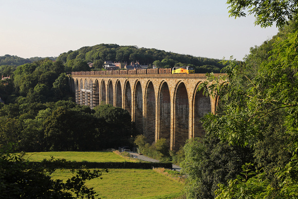 70814 heads over Cefn Mawr viaduct on 19.7.21 with 6J37 Carlisle to Chirk logs.