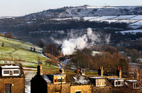 43924 heads upto Oakworth with the 13.15 from keighley.