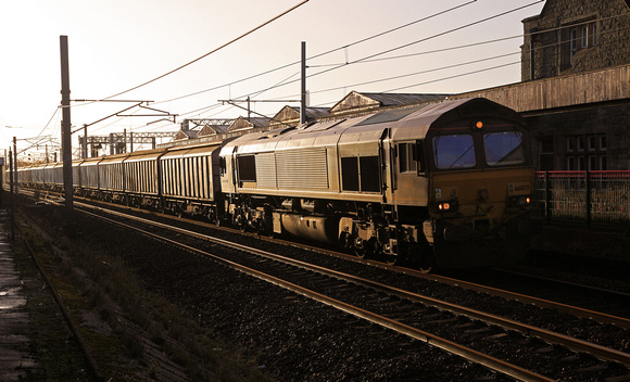 66077 heads past Carnforth on 8.12.15 with a Warrington to Shieldmuir extra Xmas Mail service.
