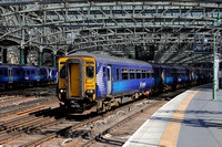 156450 pulls out of Glasgow Central station on 18.7.22.