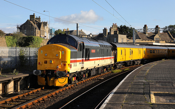 37419 brings up the rear of the Blackpool North to Derby Test train.