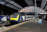 43148 waits at Glasgow Queen Street on 18.7.22 with a Aberdeen service.