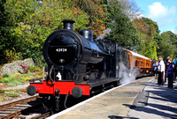 43924 rests at Oxenhope on  7.10.11