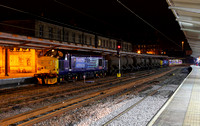 37402 & 37425 wait at Preston on 28.11.13 with 3J11 RHTT. Nice for a change of traction at last!